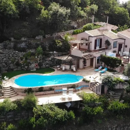 Cipressi Villa *